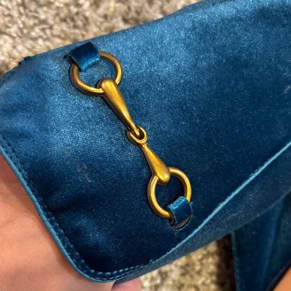 Luxurious Velvet Women's Mules with Gold Accent - Picture 3 of 3